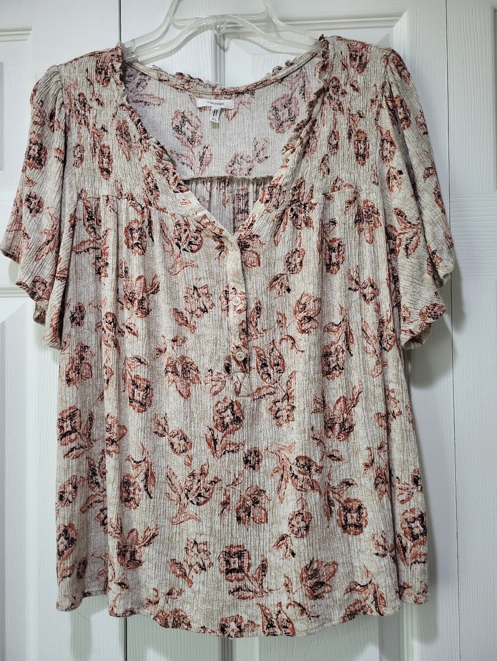 Maurices Cream Blush Floral Button-Front Blouse, Size XL